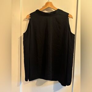 Aritzia Wilfred Black Cold Shoulder Long Sleeves Blouse Size Medium